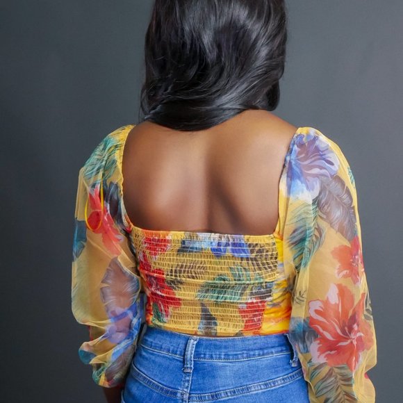 Floral Crop Top - Picture 2 of 3